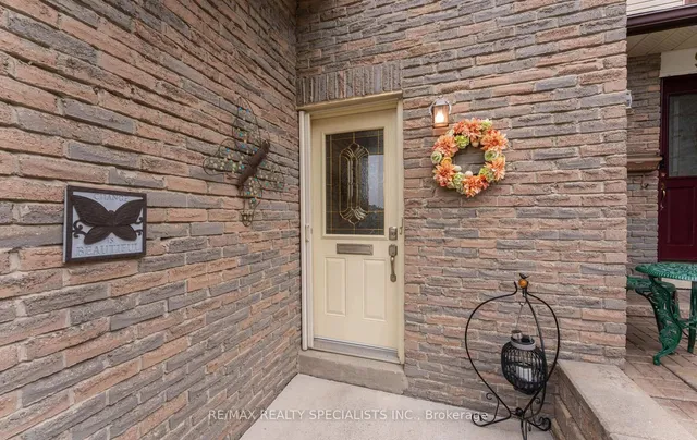 Additional image 3 of 93 Collins Cres