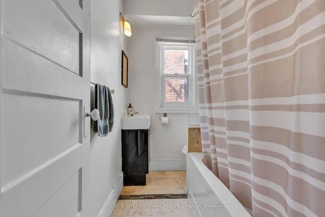 Additional image 19 of 43 Burnfield Ave