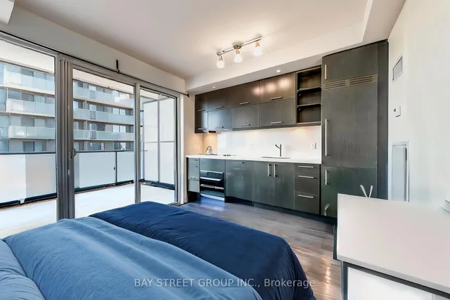 Additional image 9 of 1080 Bay St Unit 2707