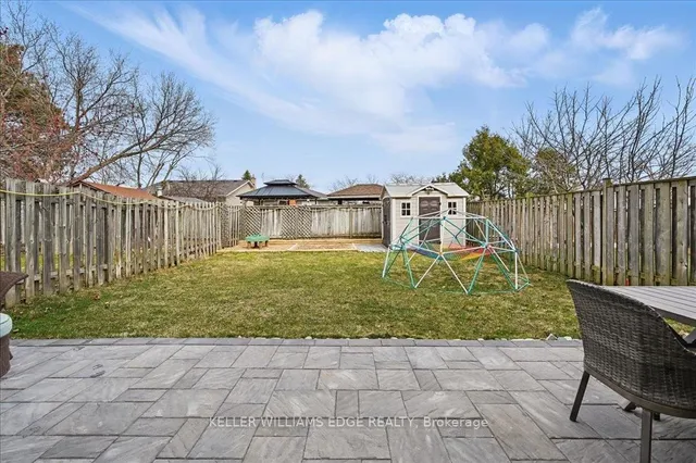 Additional image 24 of 2338 Malcolm Cres