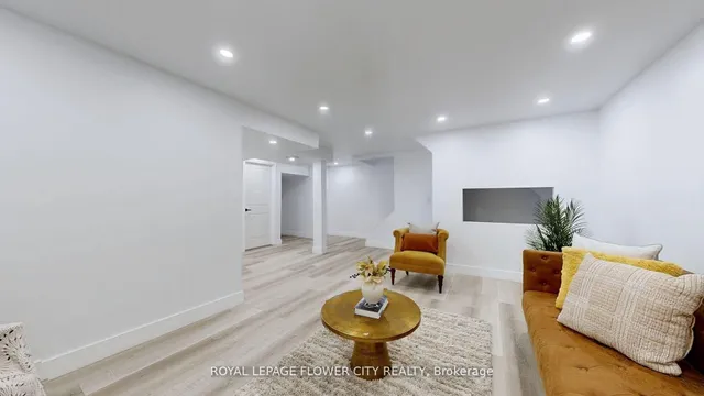 Additional image 32 of 101 Chipmunk Cres