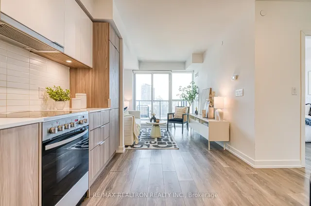 Additional image 12 of 159 Wellesley St Unit 2210