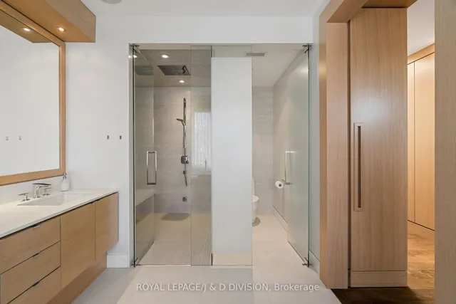 Additional image 37 of 64 Bannockburn Ave