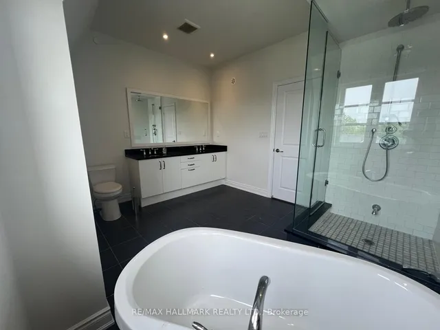 Additional image 21 of 55 Twenty Ninth St