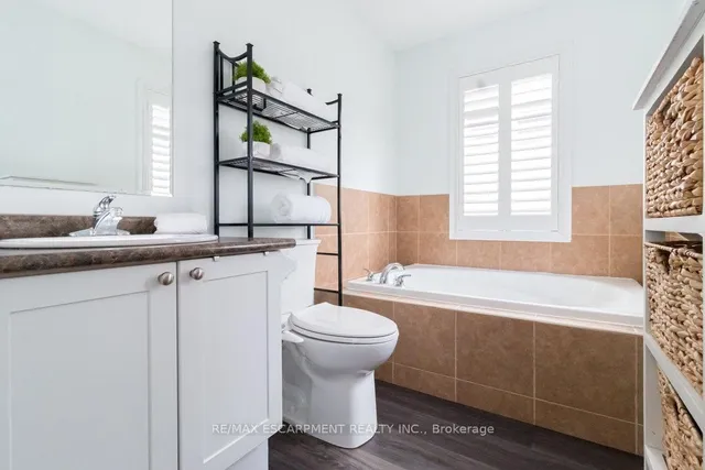 Additional image 26 of 668 SELLERS Path