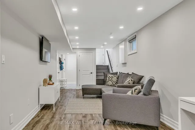 Additional image 35 of 2229 Promenade Crt