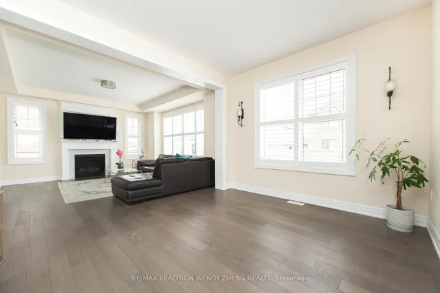 Additional image 4 of 3209 Daisy Way