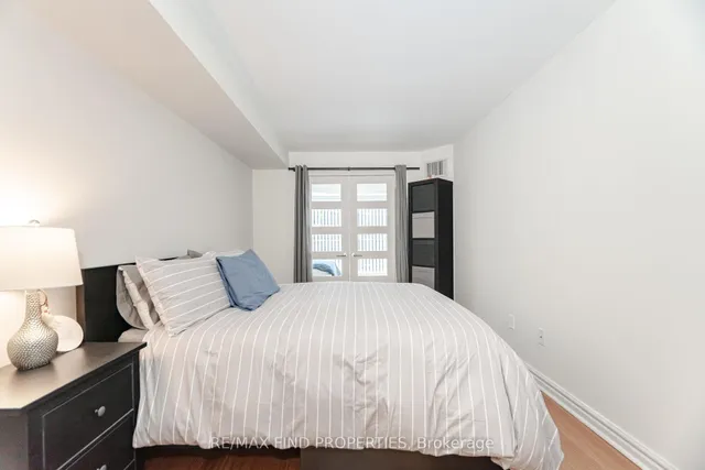 Additional image 25 of 33 University Ave Unit 704