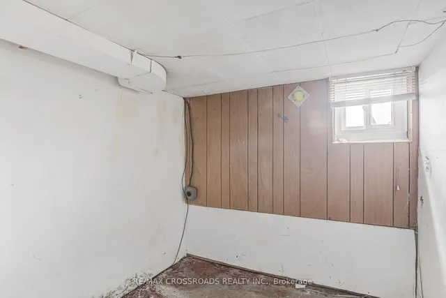 Additional image 9 of 216 Livingstone Ave