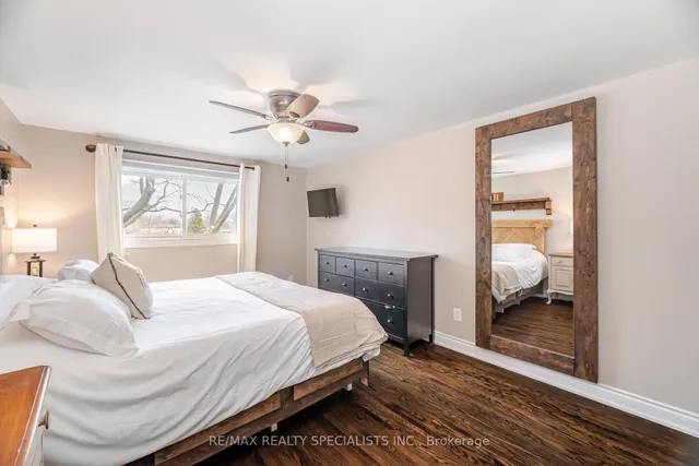 Additional image 15 of 2083 Mount Royal Ave