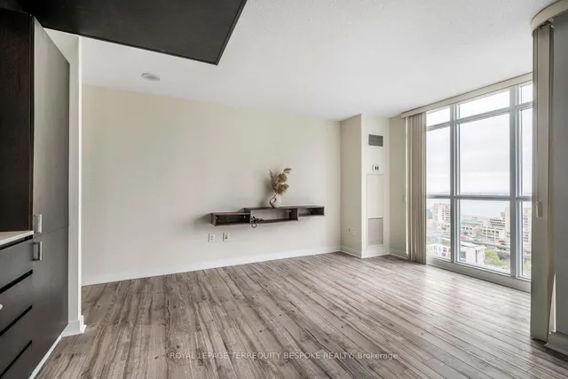 Additional image 9 of 15 Iceboat Terr Unit 2109