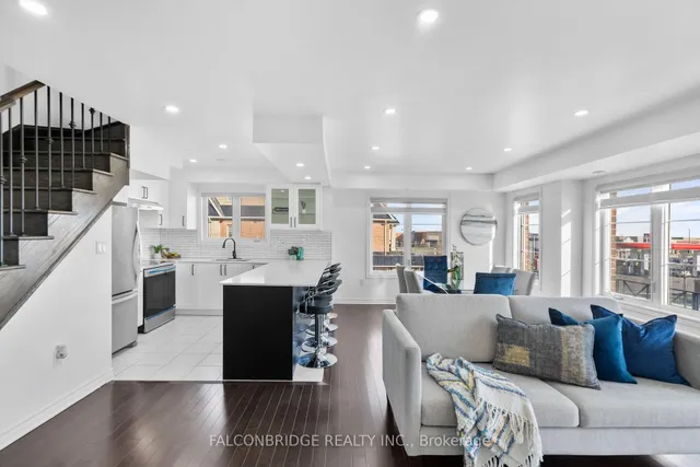 Additional image 17 of 200 Veterans Dr Unit 2