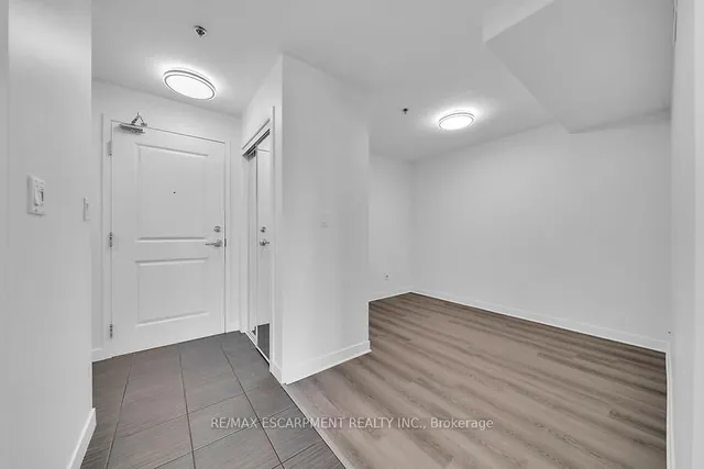 Additional image 10 of 5317 Upper Middle Rd Unit 332