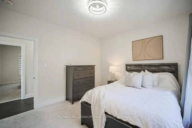 Additional image 32 of 41 Hawtrey Rd