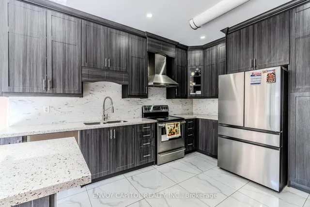 Additional image 6 of 6 Sparkling Pl