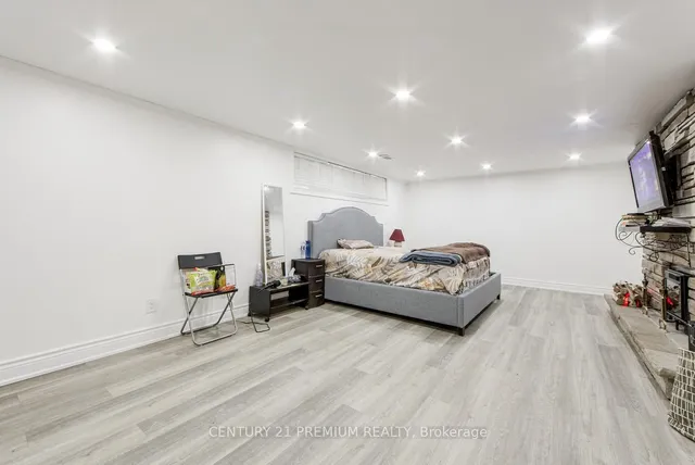 Additional image 34 of 70 Moraine Hill Dr