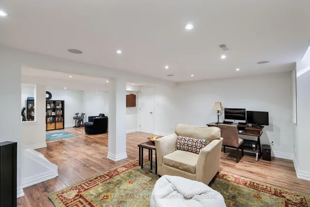 Additional image 28 of 2358 Canso Rd