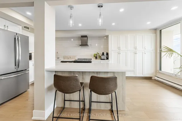 Additional image 5 of 360 Bloor St Unit 603