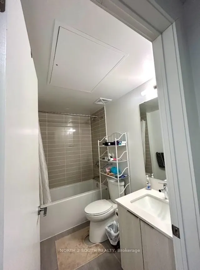 Additional image 18 of 357 King St Unit 3805