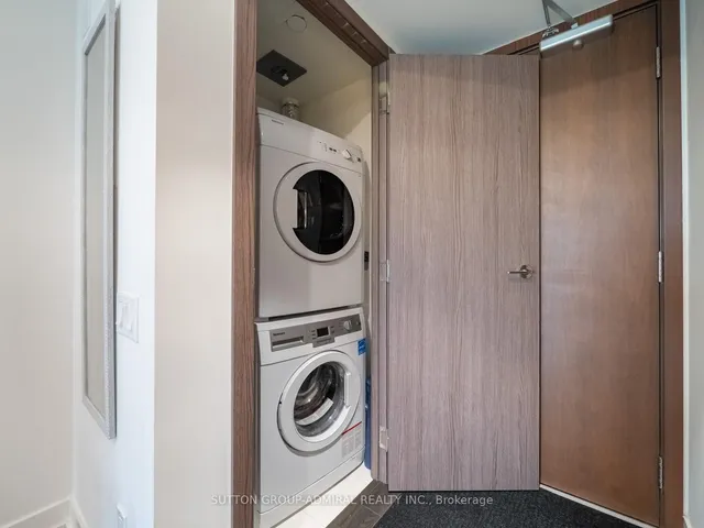 Additional image 19 of 19 Bathurst St Unit 706