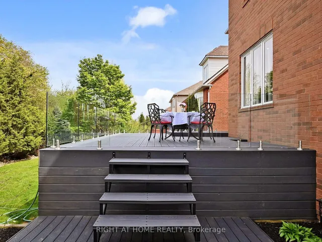 Additional image 41 of 1504 Pinery Cres