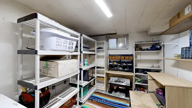 Additional image 28 of 41 MacDonald St St