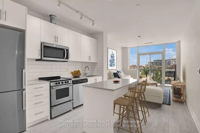 509 Dundas St Unit 219