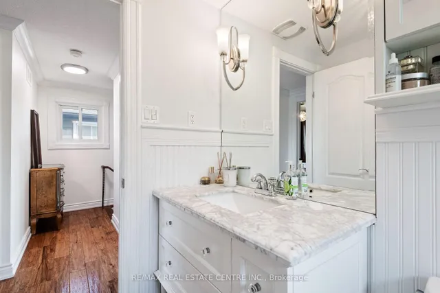 Additional image 22 of 53 Martindale Cres