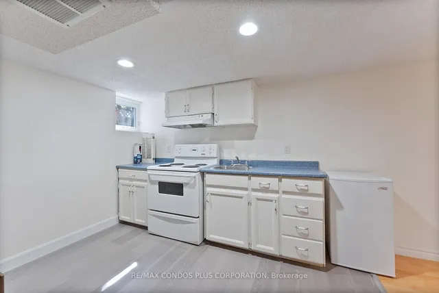 Additional image 26 of 219 King St