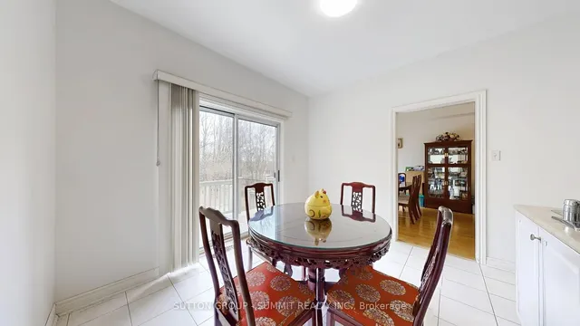 Additional image 9 of 93 MOREAU Tr