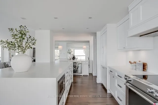 Additional image 13 of 2190 Lakeshore Rd Unit 605