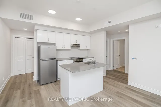 Additional image 18 of 261 King St Unit 3D-304