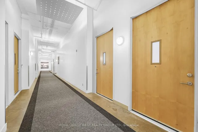 Additional image 4 of 90 Sumach St Unit 416