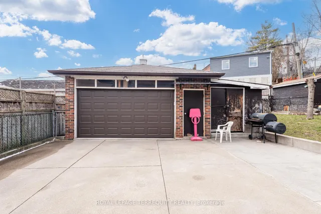 Additional image 38 of 532 Silverthorn Ave