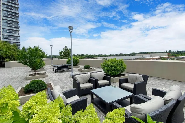 Additional image 39 of 151 Village Green Sq Unit 501