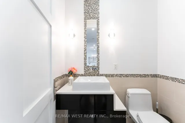 Additional image 9 of 1152 Glengrove Ave