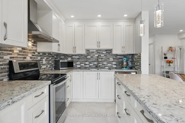 Additional image 18 of 391 Kittridge Rd