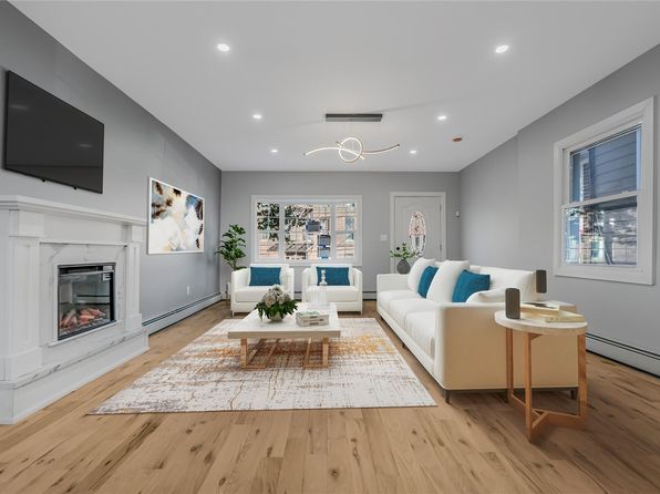 2561 RADCLIFF Avenue, Bronx, NY 10469
