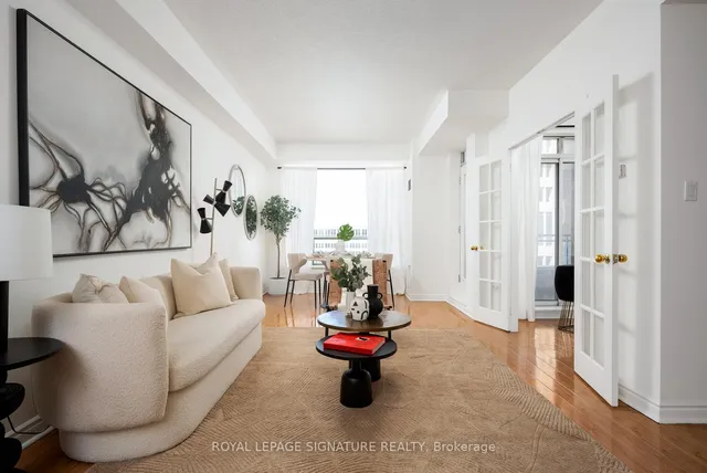 Additional image 10 of 889 Bay St Unit PH4