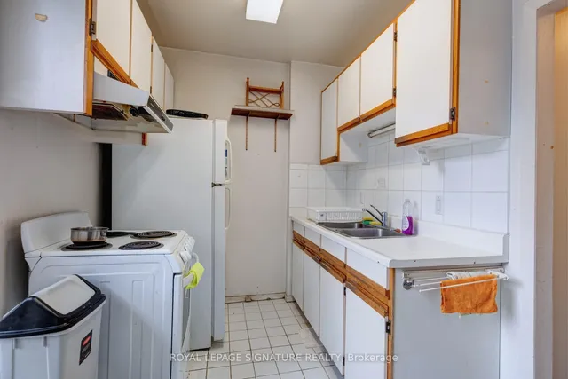 Additional image 13 of 465 Gladstone Ave