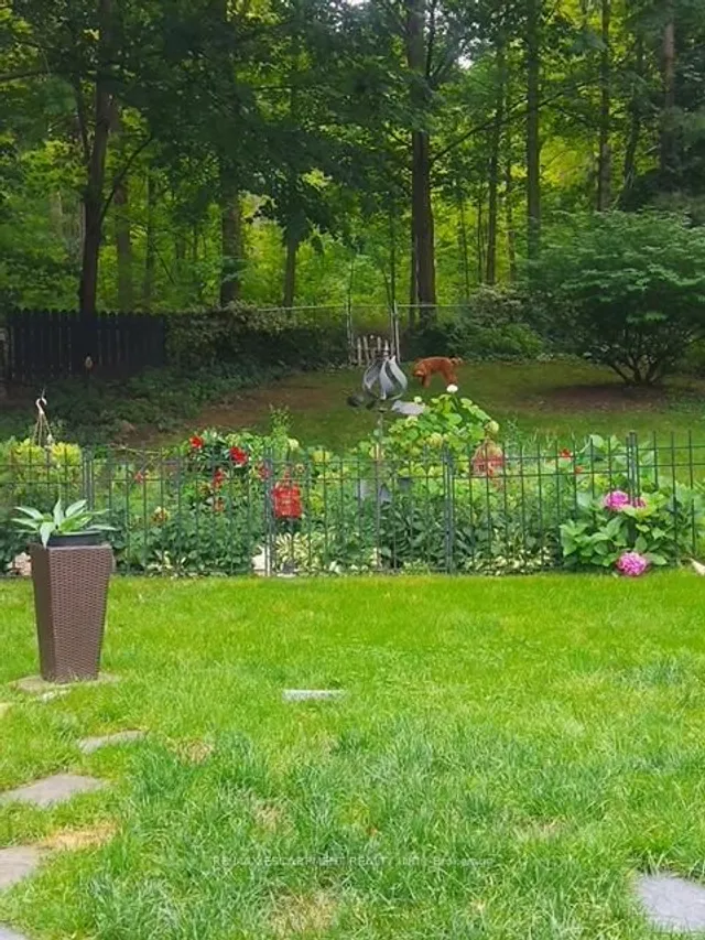 Additional image 39 of 245 Hillcrest Ave