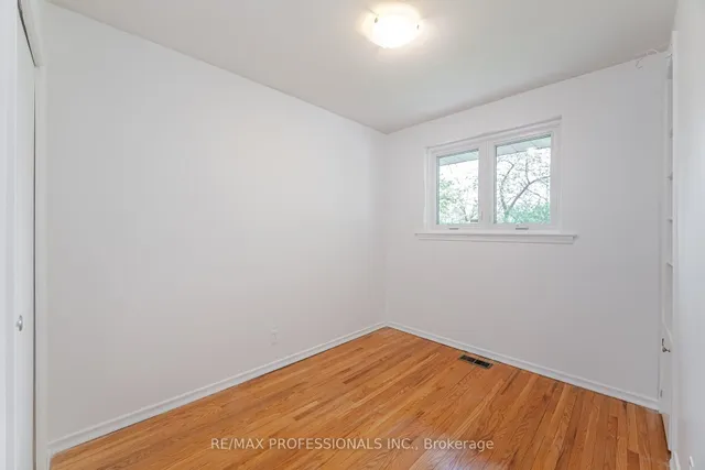 Additional image 20 of 36 Templar Dr