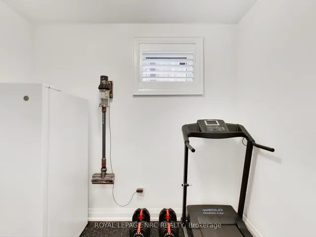 Additional image 6 of 2071 Ghent Ave Unit 2