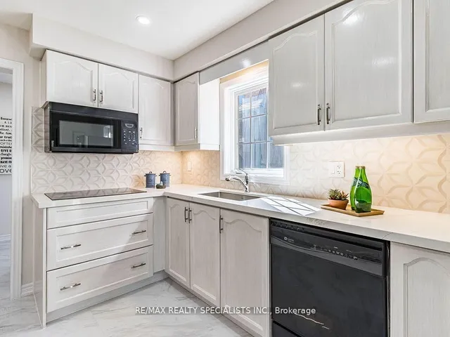 Additional image 11 of 140 Pressed Brick Dr