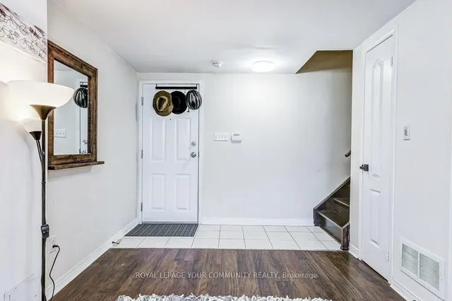 Additional image 36 of 651 Warden Ave Unit D38