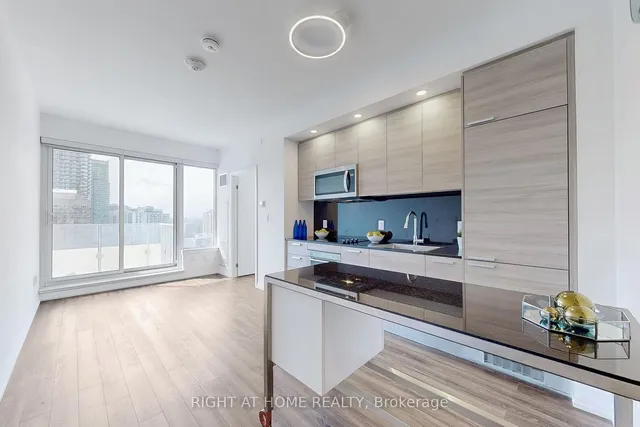 Additional image 11 of 75 Canterbury Pl Unit 1606