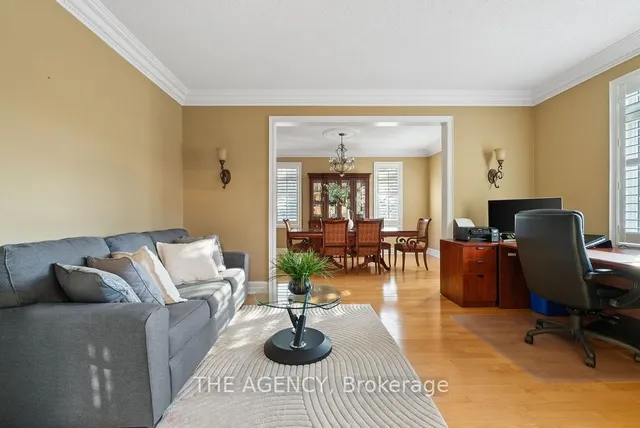 Additional image 18 of 4 Pride Crt