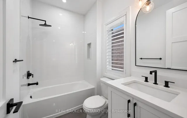 Additional image 40 of 547 Veterans Dr