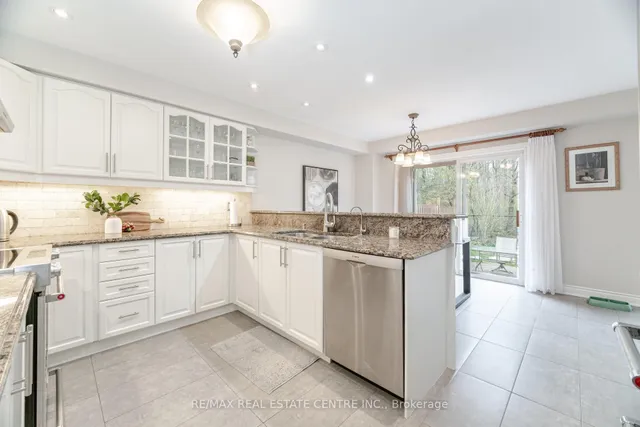 Additional image 19 of 1023 Freeman Tr