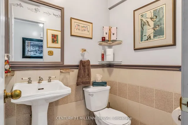 Additional image 4 of 82 Candy Cres